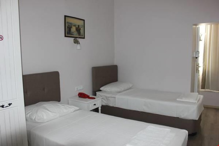 İki Ayrı Yataklı Oda