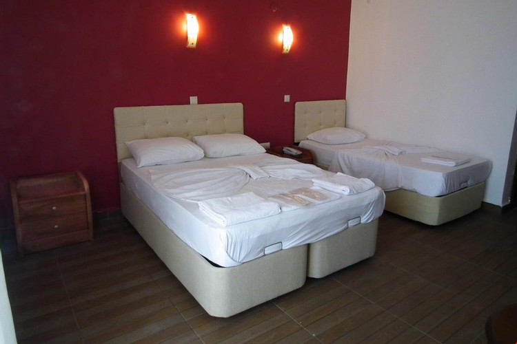 Standart Oda, Havuz Manzaralı