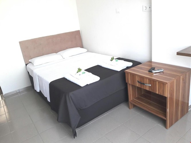 Standart Oda, Havuz Manzaralı