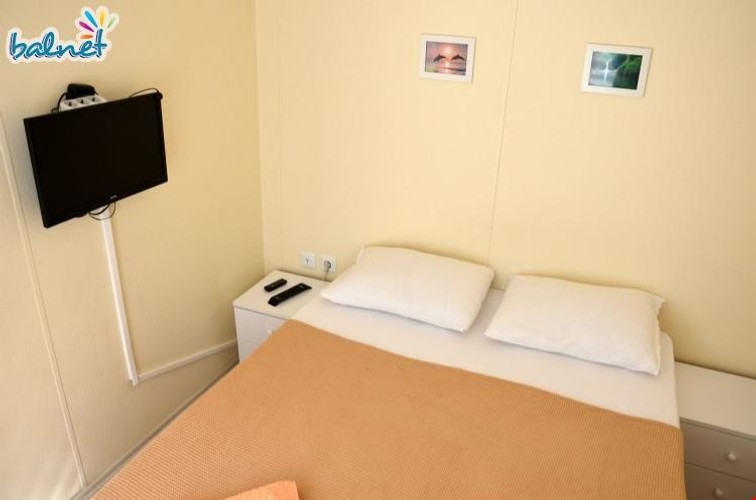 Standard Room (4 Person)