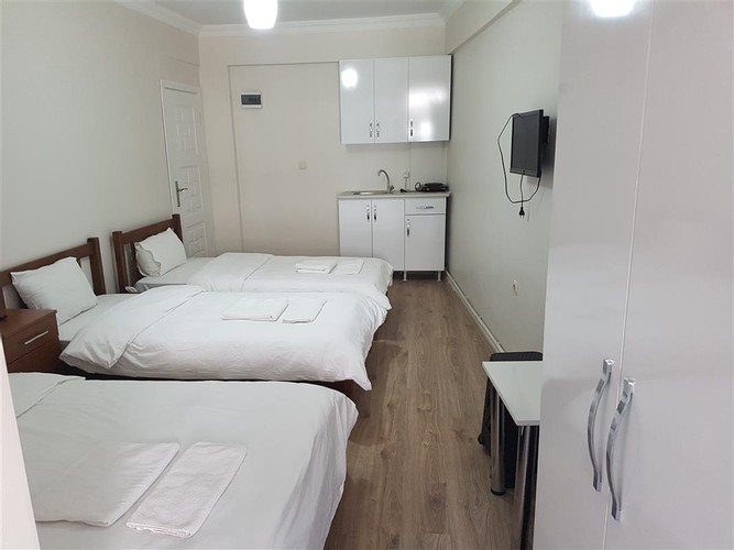 Quadruple Room (4 Person)