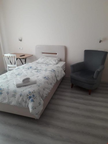 Standard Room (1 Person)