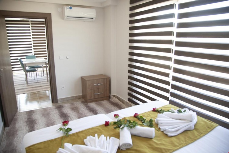 Standard Room (4 Person)