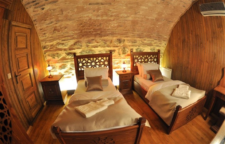 İki Ayrı Yataklı Oda