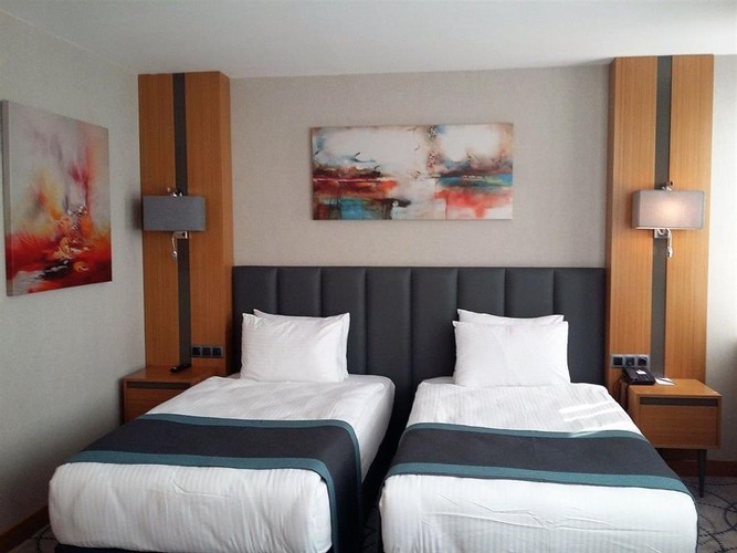 Superior Iki Ayrı Yataklı Oda