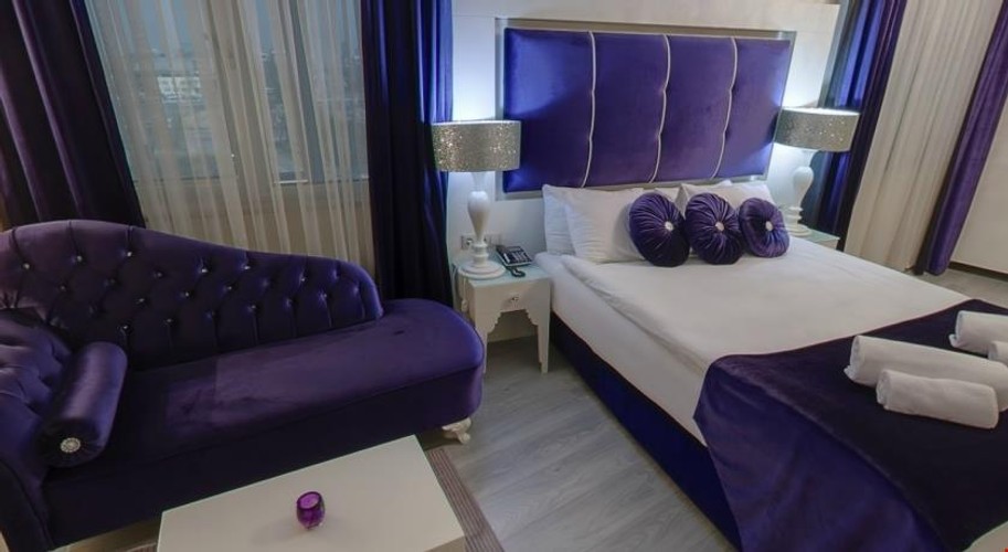 Suite Room (Jacuzzi)