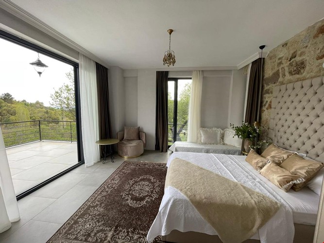 Terrace Room (Terrace)