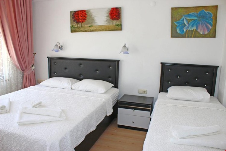 Standard Room (3 Person)