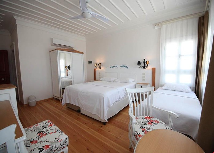 Deluxe Oda, Deniz Manzaralı (3 Kişilik)