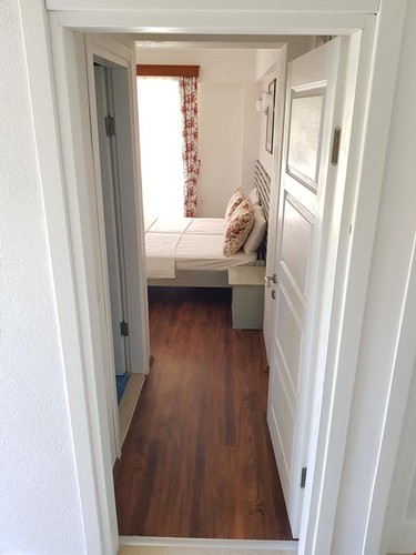 Bahçe Katı Iki Ayrı Yataklı Oda, Bahçe Manzaralı (Balkonlu)