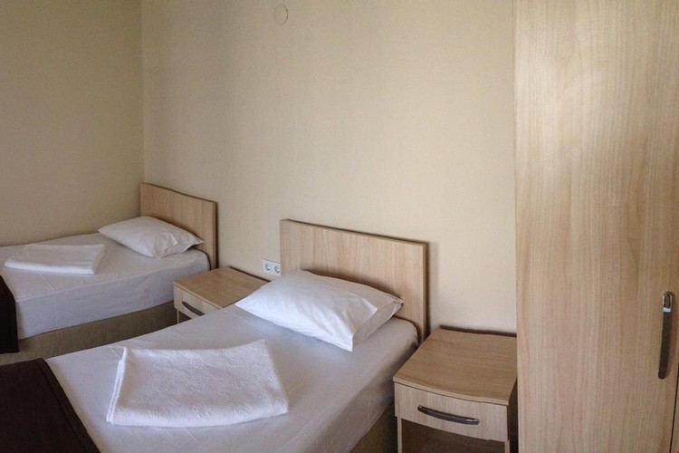 Standard Room (3 Person)