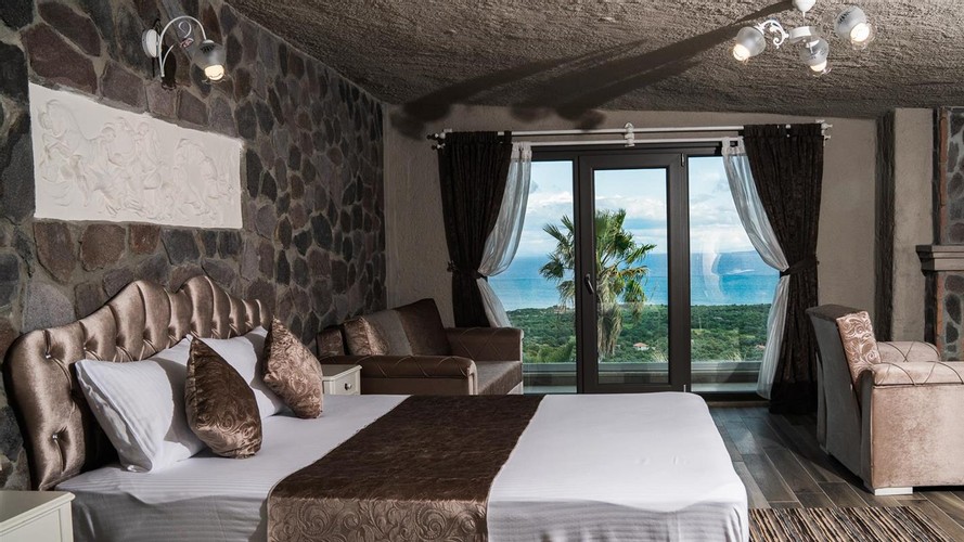 Deluxe Room (Jacuzzi)