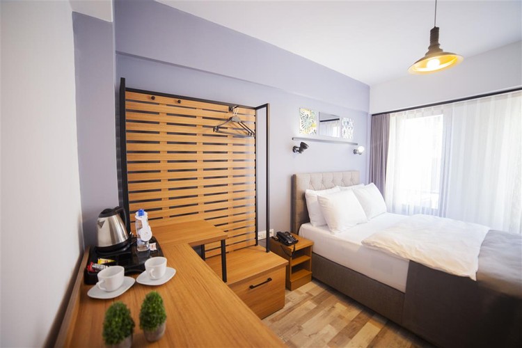 Standard Room (1 Person)