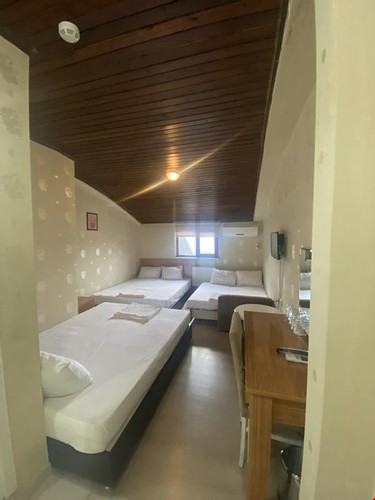 Çatı Teras Katı Oda (3 Kişilik)