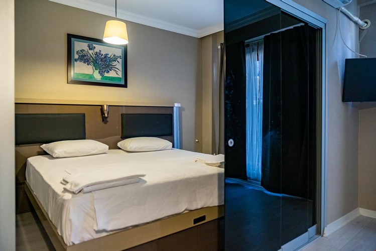 Suit Oda, Bahçe Manzaralı