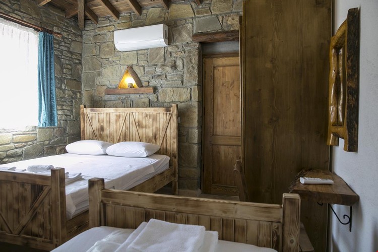 Standard Room (3 Person)