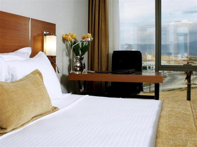 Superior Room (1 Person)