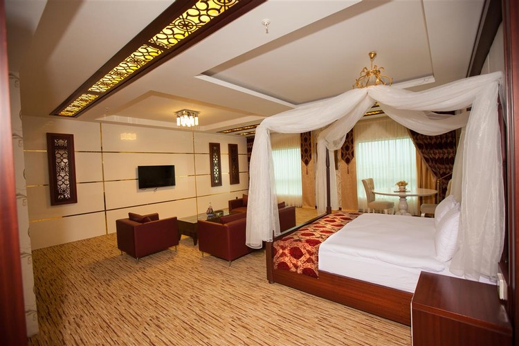 Suite Room