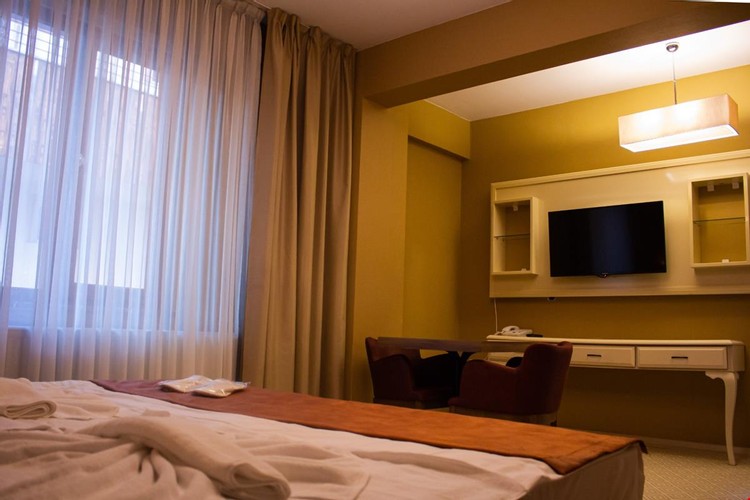 Economy Room (1 Person)