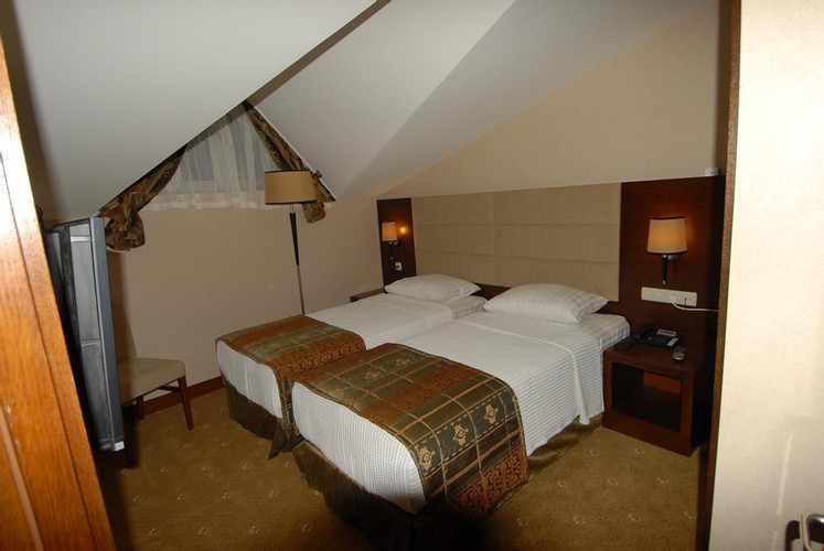 Çatı Teras Katı Oda