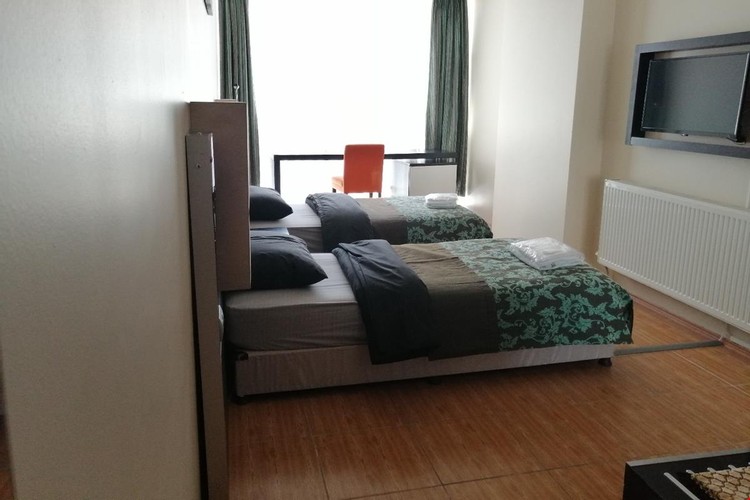 İki Ayrı Yataklı Oda