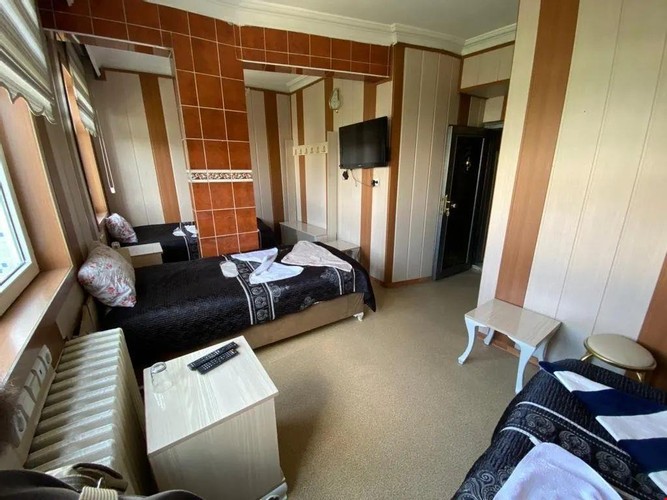 Economy Room (3 Person)