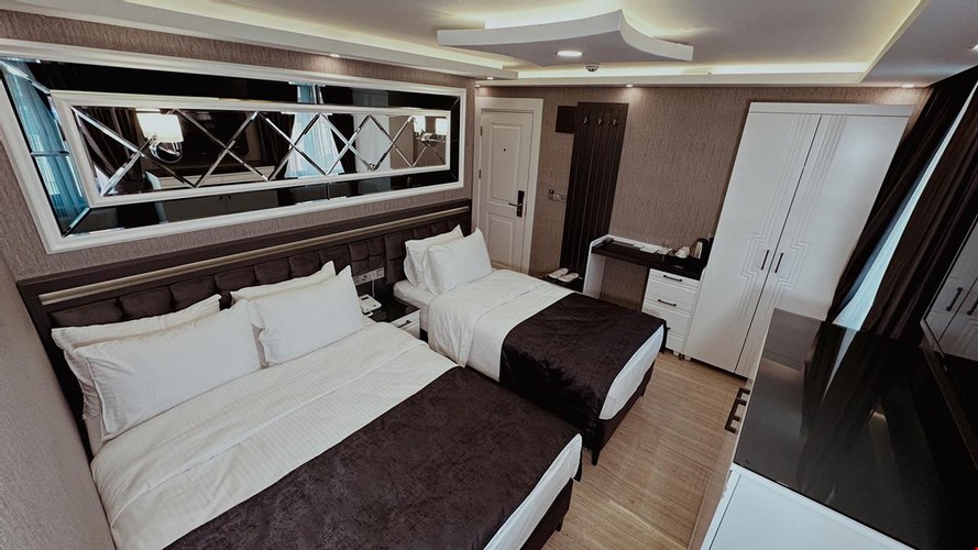 Standard Room (3 Person)