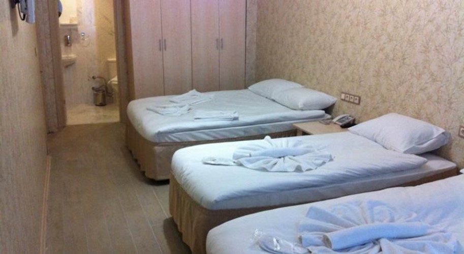 Standard Room (3 Person)