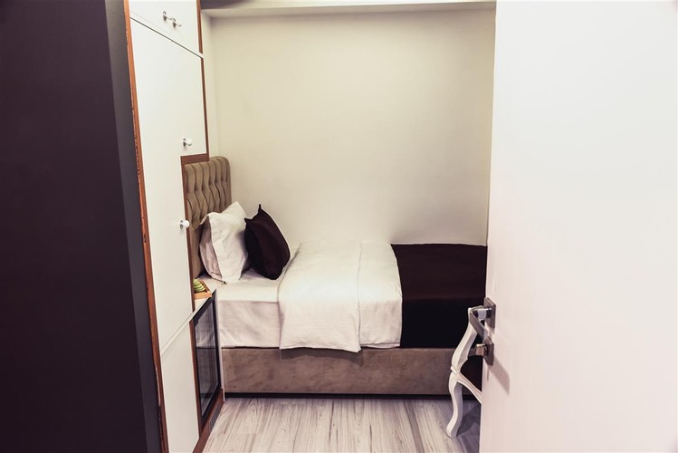 Economy Room (1 Person)