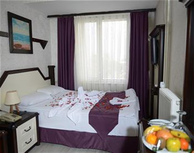 Standard Room (1 Person)