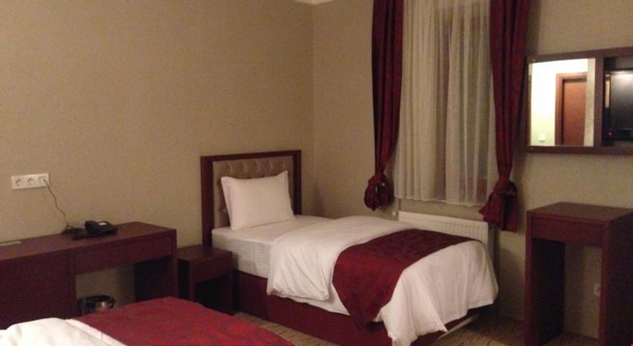 Standard Room (3 Person)