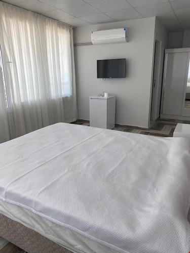 Standard Room (4 Person)