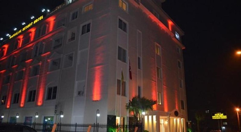 Parlak Resort Hotel