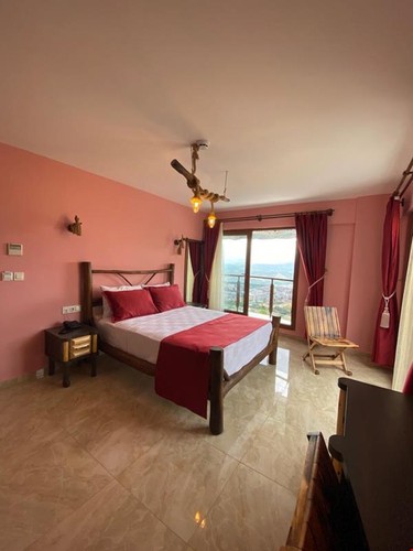 Honeymoon Suite Room