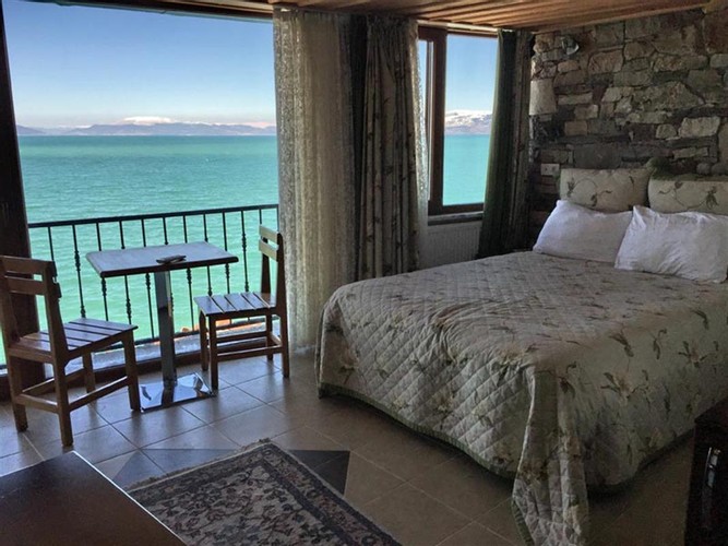 Double Room With Lake View