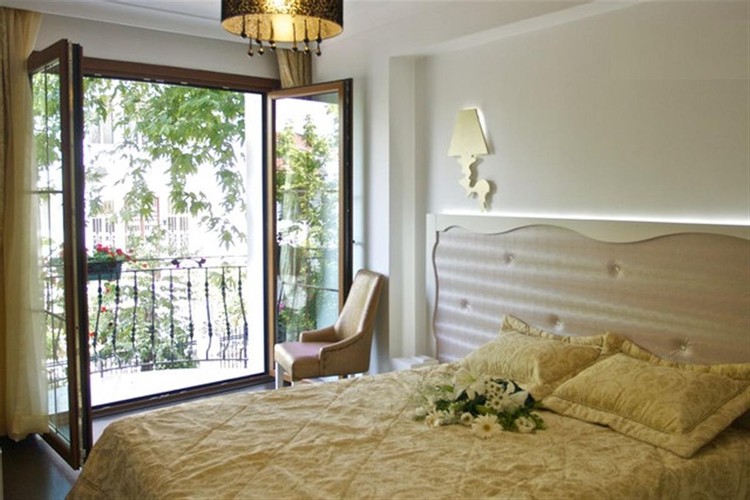 Deluxe Oda (Balkonlu)