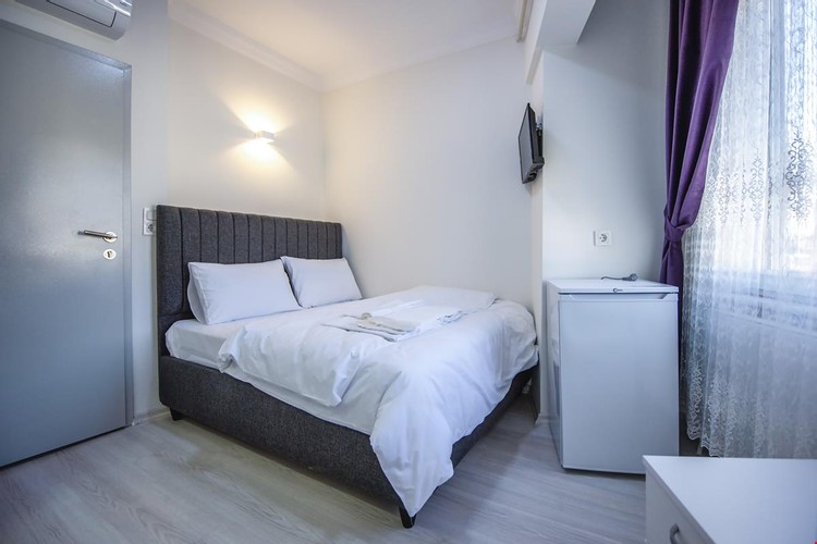 Deluxe Room, Land View