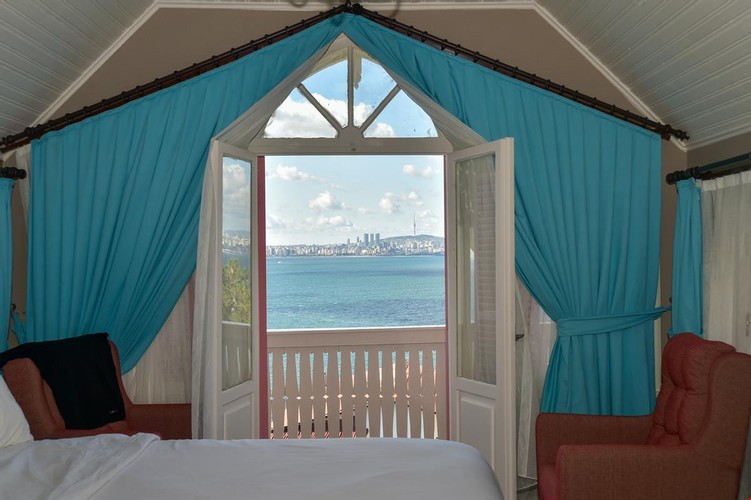 Teras Oda (Teraslı)