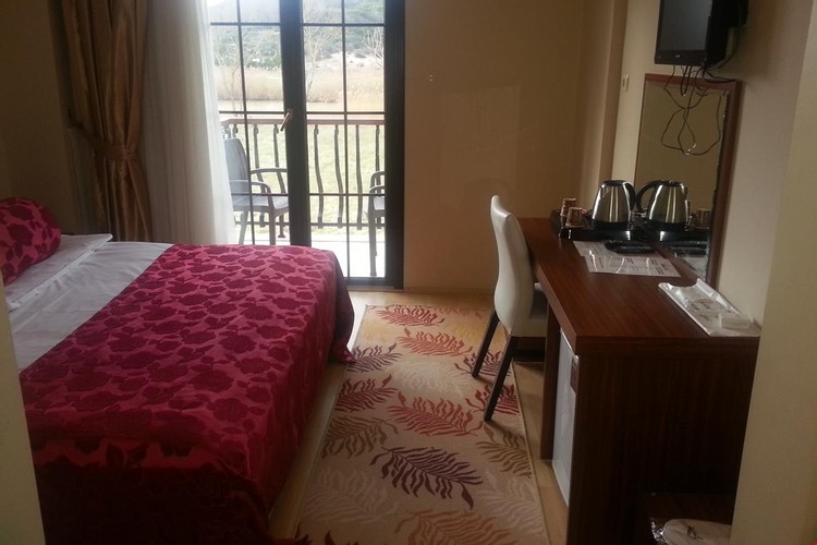 Standart Oda, Göl Manzaralı