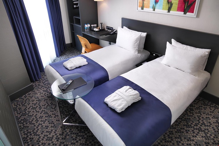 Superior Oda, Şehir Manzaralı