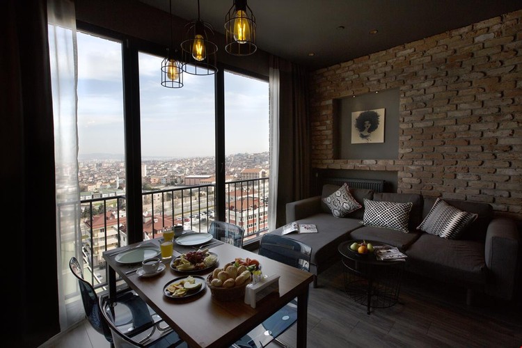 Tek Yatak Odalı Suit