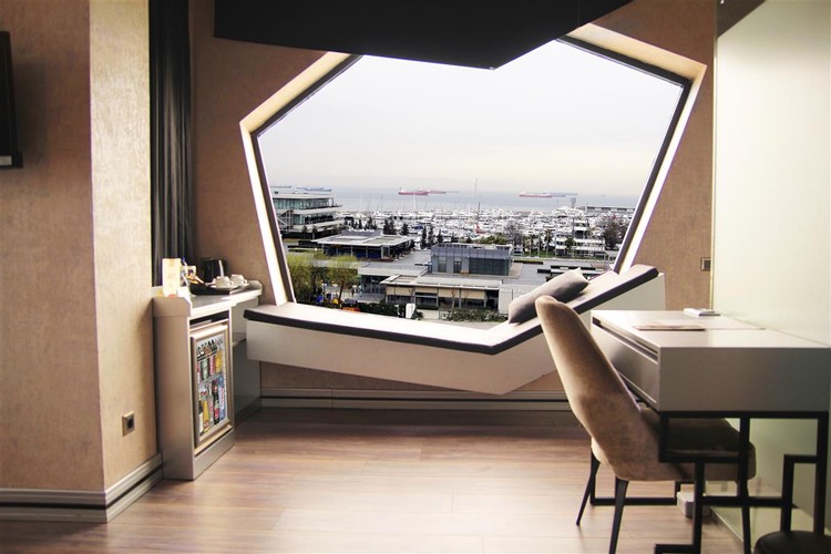 Superior Oda, Deniz Manzaralı