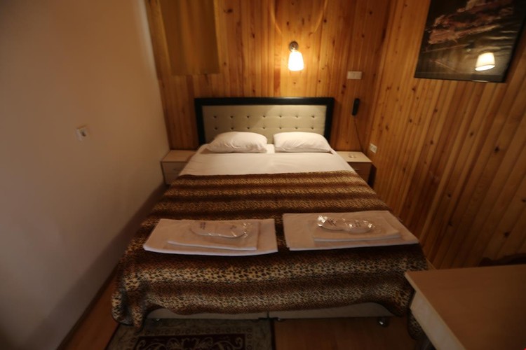 Economy Room (1 Person)