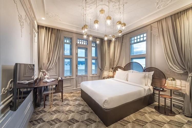 Superior Room, Bosphorus View