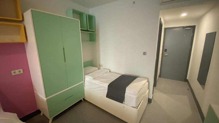 Standard Room (4 Person)