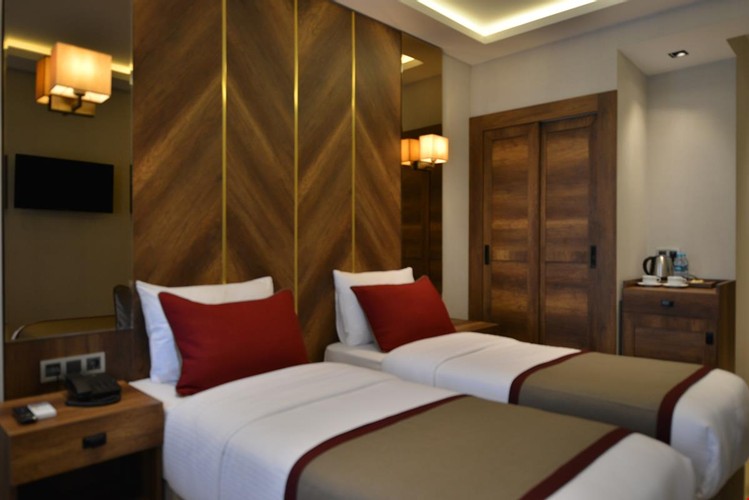 Terrace Room, City View (Terrace)