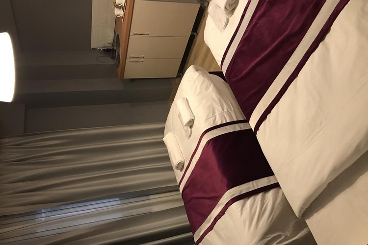 Deluxe Iki Ayrı Yataklı Oda