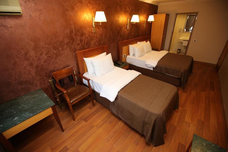 İki Ayrı Yataklı Oda