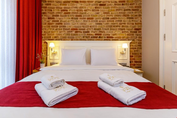 Aile Superior Odası