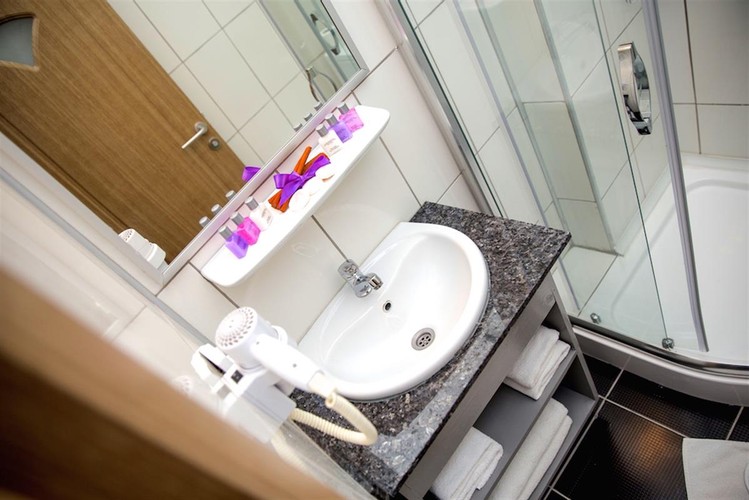 Iki Ayrı Yataklı Oda